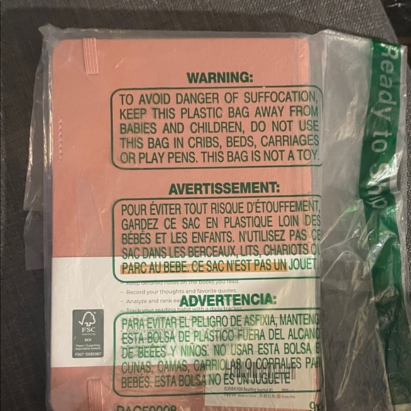 Pink Reading Journal - Picture 2 of 2